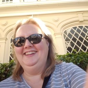 Meet your Posher, Sandy